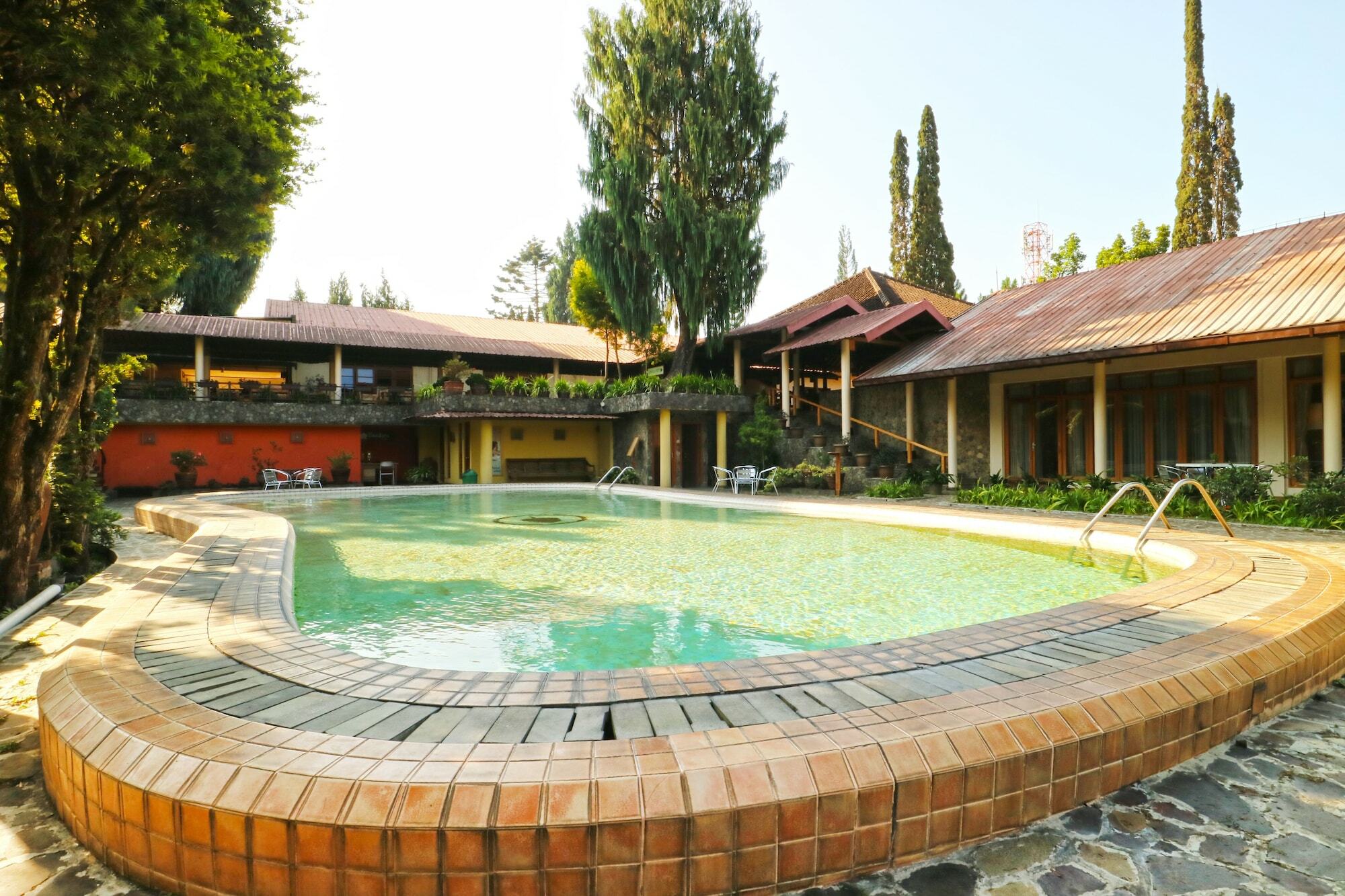 Hotel & Banquet Panorama Lembang Εξωτερικό φωτογραφία
